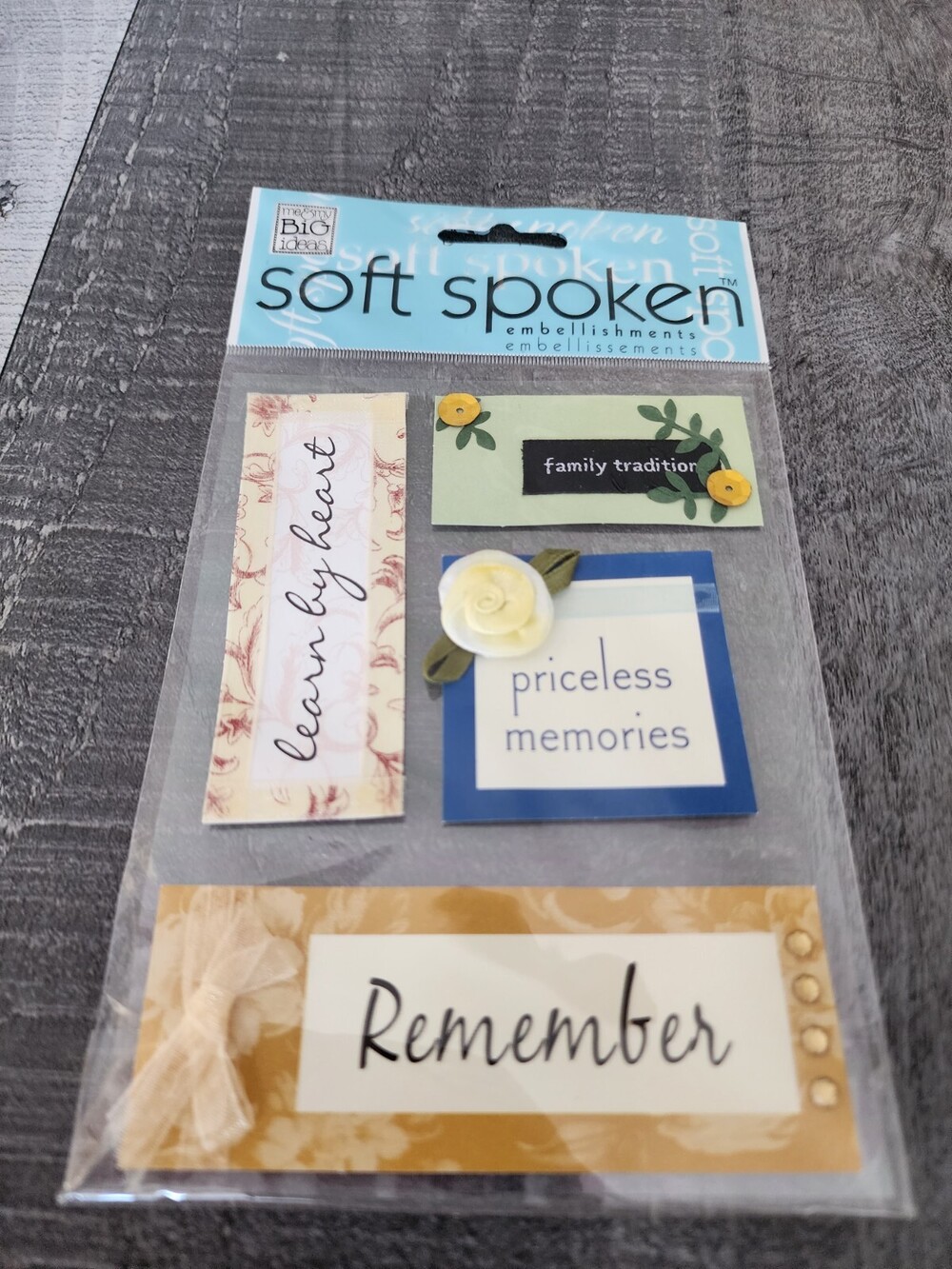 MAMBI Soft Spoken Memory Embellishments Family Memories Tags RETIRED New #28